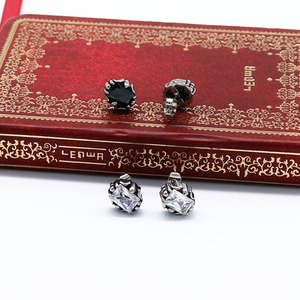 yunnique <b>Stud</b> <b>Earrings</b> <b>Black</b> Square Stone Claw Setting Geometric Design 316 Stainless Steel For Men And Women - Product Image 3