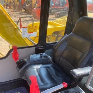 Mini Excavadora Original de Segunda Mano, 6 Toneladas, Komatsu PC60, Caja de Cambios, Bomba, Rodamientos, Buen Estado, Pocas Horas de Trabajo - Product Image 5