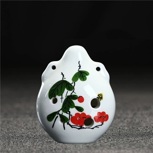 Ocarina décorative en céramique à 6 trous, peinte à la main, motif prune, lotus, kaki, instrument de musique folklorique pour collection - Product Image 2