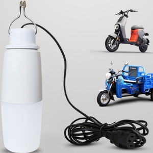 หลอดไฟ E27แรงดันต่ำ12-85โวลต์ไฟถนน LED แสง6000K สำหรับตลาดกลางคืนและรถเข็นไฟฟ้าพร้อมคลิปจระเข้ - Product Image 2