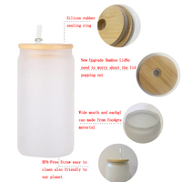 Vente en gros fabricant : Gobelet en verre transparent dépoli 12oz 16oz 20oz, design moderne, droit, pour sublimation, avec couvercle et paille