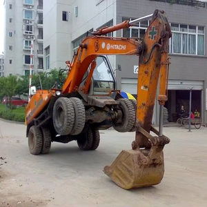 Hitachi a utilisé des excavatrices de roue de tracteur EX100WD ZX130W à vendre - Product Image 1