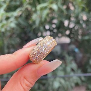 5A cobre pavé ajuste zirconia cúbica diamantes 18K chapado en oro hombres totalmente circón anillos de dedo - Product Image 4