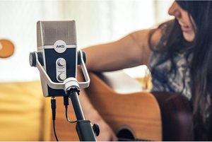 <span class=keywords><strong>AKG</strong></span> Pro Audio Lyra Ultra-HD USB-C ไมโครโฟนคอนเดนเซอร์สำหรับบันทึกเสียง ASMR-PC/แมคแล็ปท็อปขาตั้งปรับได้ปลั๊กเพลย์-สีฟ้า/สีเงิน - Product Image 3