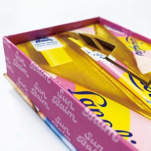 Caja de Empaque Magnética de Lujo Personalizada de Alta Calidad para Brillo Labial y Cuidado de la Piel - Product Image 5