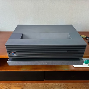 Téléviseur laser SUYUN UN120 avec écran de <span class=keywords><strong>120</strong></span> pouces, projecteur à ultra courte focale 4K pour cinéma maison et visioconférence professionnelle - Product Image 2