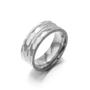 Anillo de acero inoxidable de joyería de moda de patrón golpeado para hombre de 8mm de alta calidad - Product Image 2