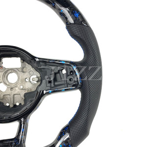Volante de fibra de carbono forjado mejorado para Volkswagen <span class=keywords><strong>Golf</strong></span> MK7 <span class=keywords><strong>R</strong></span> GTI 2015 2016 2018 2019 pantalla LED <span class=keywords><strong>Interior</strong></span> automotriz - Product Image 4