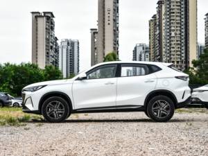 NOUVELLE VOITURE 2026 Changan X5 PLUS SUV 1.5T Turbo Essence Automatique Climatisation Régulateur de Vitesse Caméra de Recul Sécurité - Product Image 3