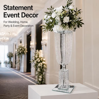 Support à fleurs haut en verre et cristal transparent brillant pour centres de table de scène de mariage (vente en gros)