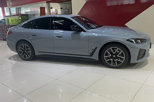 Abbastanza usato 2023 <span class=keywords><strong>BMW</strong></span> <span class=keywords><strong>I4</strong></span> M50 RHD/LHD AWD Turbo motore cambio manuale 8L capacità con R20 pneumatici dimensioni sedili in pelle - Product Image 5