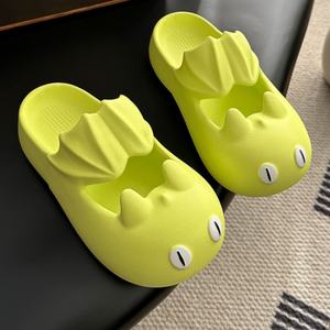 Chaussures décontractées respirantes et écologiques - Édition printemps. Semelle en matériau VPC. Doublure artificiellement douce. Chaussons durables - Product Image 2