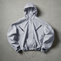Blouson d'hiver personnalisé OEM pour homme, coupe-vent à capuche en polyester/nylon 480 g/m², toile streetwear avec logo imprimé numériquement sur le devant, coupe basse