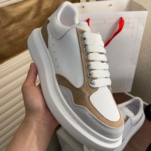 Zapatos Deportivos Retro de Diseñador de Lujo MQ de Alta Calidad, Forro de Malla Transpirable, Zapatos Gruesos Cómodos y Genuinos Personalizados McQueenes - Product Image 2