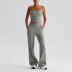 Ensemble de survêtement de yoga pour femmes en gros, avec débardeur à bretelles réglables et pantalon ample, tendance 2025 - Product Image 6