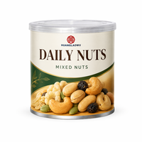 Pot de noix mélangées quotidiennes à marque privée : citrouille, noix de cajou, amandes, arachides, noix, noisettes, myrtilles, croustillantes, riches en protéines, fibres et vitamines