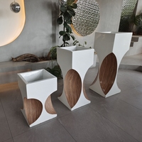 Jardinières carrées en fibre de verre FRP personnalisées de haute qualité, grandes jardinières d'extérieur avec trou de drainage, écologiques et durables