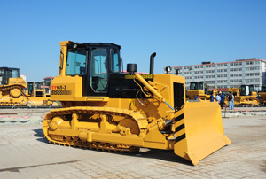 Track <span class=keywords><strong>Type</strong></span> Dozers <span class=keywords><strong>165HP</strong></span> Excavadora hidráulica sobre orugas con zapata de oruga de 500mm