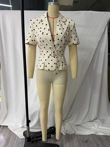 TAOP&ZA 2026 Sommer Damen-Outfit: Europäischer und Amerikanischer Stil, Modisch Lässig Schick, Nischen-Polka-Dot-Gürtelblazer 29897 - Product Image 2