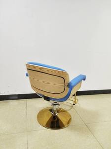 Sillón de Barbería Azul con Base de Acero Inoxidable Dorado, Color Personalizable y Logotipo para Barbería - Product Image 3