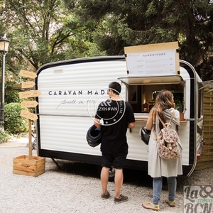 Chariot de nourriture de petite taille de conception nouvelle 2025, entièrement équipé, remorque de cuisine, chariot à biscuits, chariot à glace, camion de nourriture pour le petit-déjeuner - Product Image 3