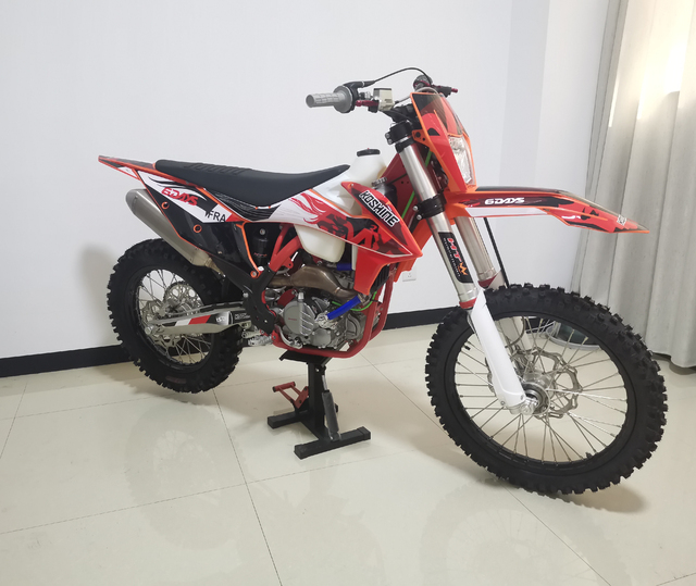 4 Stroke New Gas / Diesel 300CC Dirt Bike CBS300 Engine Dirt Bike