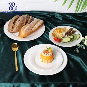 Vente en gros de vaisselle en porcelaine de 7 pouces pour hôtel et restaurant assiettes de cuisson à <span class=keywords><strong>pizza</strong></span> rondes blanches en céramique à <span class=keywords><strong>prix</strong></span> compétitif - Product Image 4