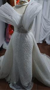 Vestido <span class=keywords><strong>de</strong></span> Novia <span class=keywords><strong>de</strong></span> Lujo Blanco con Hombros Esculpidos y Cuentas, Estilo Sirena, con Perlas Dramáticas para Alfombra Roja y Eventos Formales, Primavera 2026 - Product Image 2