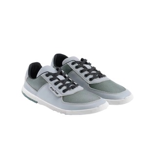Chaussures minimalistes blanches personnalisées avec logo, pour femmes, antidérapantes, idéales pour le sport et les activités formelles, style pieds nus - Product Image 3