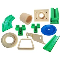Clips de guidage irréguliers en nylon PA6 autolubrifiant sur mesure, composants en plastique usinés à faible friction pour lignes d'assemblage de convoyeurs