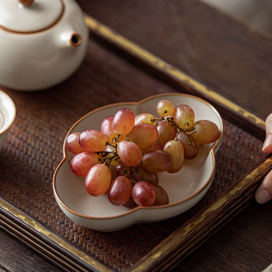 Plato de Cerámica China con Forma de Begonia, Bandeja de Porcelana para Frutas, Vajilla Ru Ware con Borde Alto, Bandeja para Servir en Salón de Té - Product Image 1