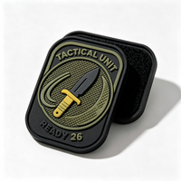 Patch en caoutchouc PVC 3D surélevé personnalisé, badge logo multicouche avec fixation auto-agrippante et à coudre pour décoration