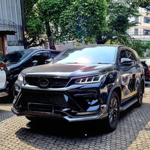 Kit de Carrocería de Fácil Instalación para Toyota Fortuner 2017-2022 Conversión a Fortuner Legender GR Sport Parachoques de PP Faros LED y Luces Traseras - Product Image 2