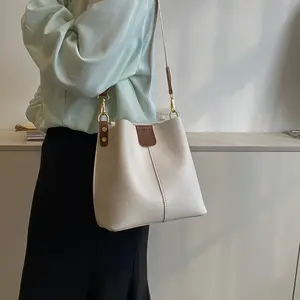 Yiwu Suka Tas Tangan Italia Kulit PU Desain Baru Harga Bagus Tas Tas Laptop Tas Tote Wanita Berkualitas Baik