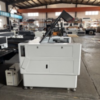 Haute Qualité Positionnement Automatique Cnc Stylo Bouteille Cire Sceau Chiffons Acrylique Tag Co2 Laser Machine De Gravure Avec Caméra
