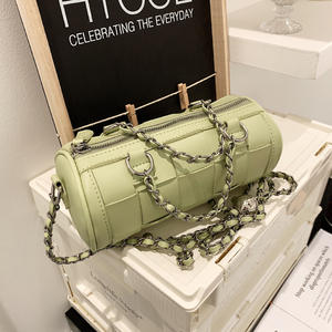 Bolso Bandolera <span class=keywords><strong>de</strong></span> Hombro con Cadena Gruesa y Cierre <span class=keywords><strong>de</strong></span> Cremallera, Estilo Urbano <span class=keywords><strong>2022</strong></span>, Diseño Exclusivo, Sensación <span class=keywords><strong>de</strong></span> Alta Gama, para <span class=keywords><strong>Mujer</strong></span> - Product Image 4