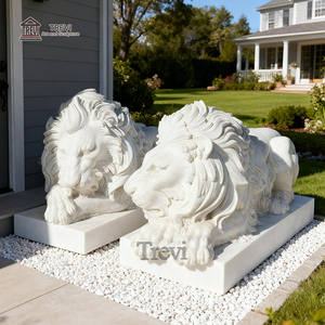 Estatua de León Acostado en Mármol Blanco Natural Tallada a Mano TREVI, Diseño Europeo, Superficie de Alto Pulido Duradera para Uso en Exteriores de Villas - Product Image 4