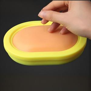 Modèle de peau en silicone pour la pratique de l'<span class=keywords><strong>acupuncture</strong></span> - Coussin d'entraînement portable pour l'insertion des aiguilles aux points d'<span class=keywords><strong>acupuncture</strong></span> pour les étudiants en MTC - Product Image 4