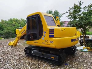 <span class=keywords><strong>รถ</strong></span>ขุดตีนตะขาบมือ<span class=keywords><strong>สอง</strong></span> KOMATSU <span class=keywords><strong>PC60</strong></span>/PC56 <span class=keywords><strong>รถ</strong></span>ขุดขนาดเล็ก พร้อมเครื่องยนต์ KOMATSU แท้ สภาพ 99% ใหม่ ราคาถูก - Product Image 4