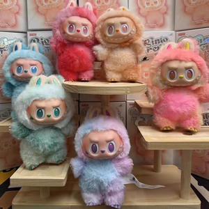 ตุ๊กตา Labubu V3 พวงกุญแจ Labubu Mart คุณภาพสูง กล่องสุ่มมาการอง ตุ๊กตาขนนุ่ม มอนสเตอร์ Labubus La Bubu ของแท้ - Product Image 2