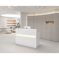 Meuble de bureau élégant et durable, ergonomique, gain de place, finition brillante, blanc, coins arrondis, comptoir de réception