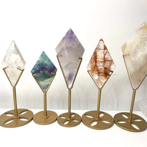 Wholesales Natural Rose Quartz Diamond Hand Carved Fluorite Rhombus Carving for Crystal Crafts