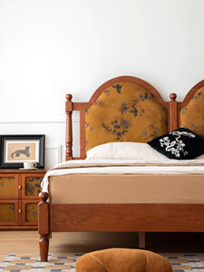 Letto Matrimoniale in Legno Massello Stile Retrò Americano Francese Mid-Century 1,8m con Imbottitura Morbida - Product Image 2