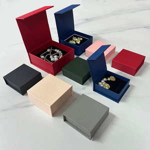 Caja de Papel Ecológico A1 <span class=keywords><strong>Elite</strong></span> con Personalización para una Marca de Lujo Consciente y Presentación de Boutique - Product Image 1