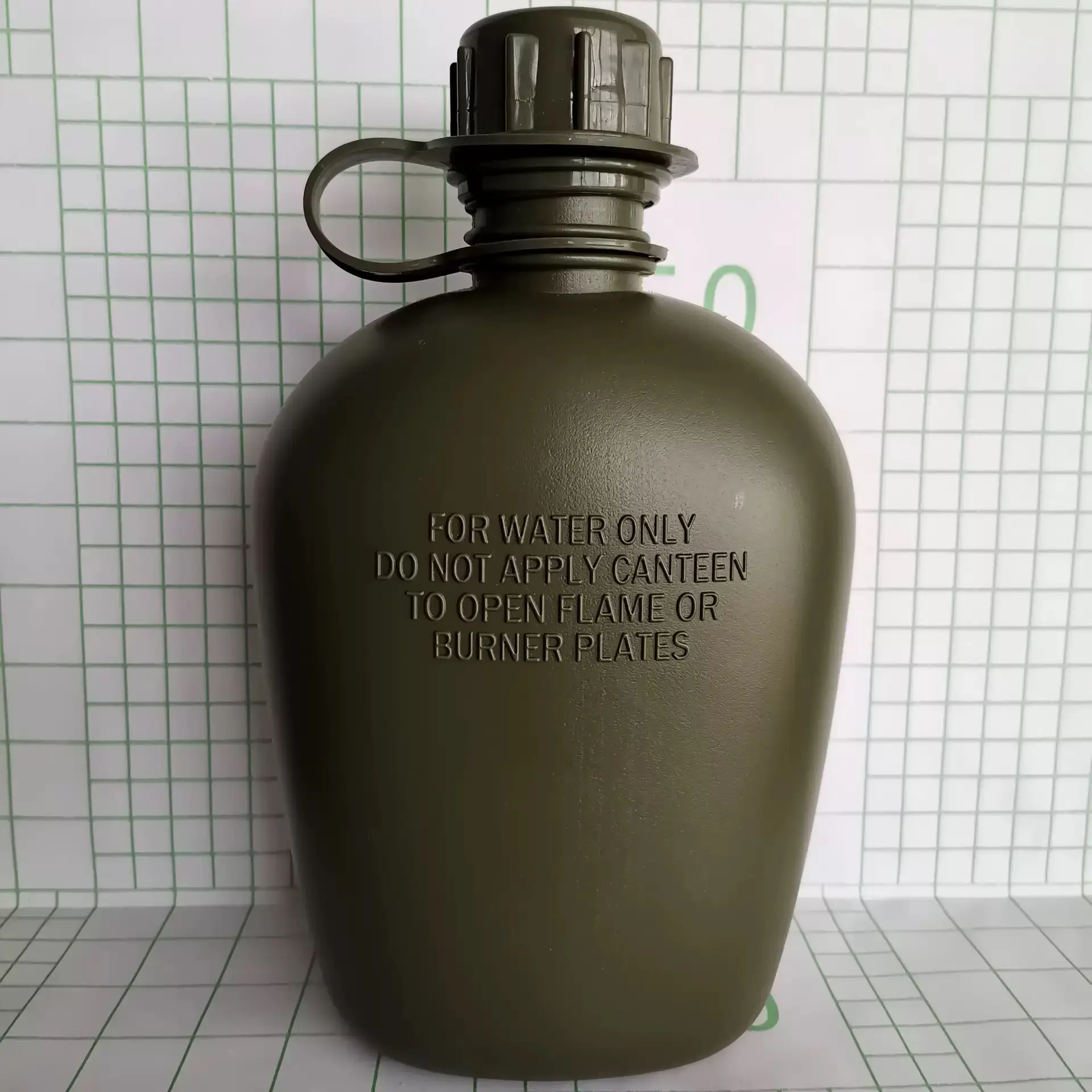 wholesale PE plastic water canteen cooking cup drinking bottle plastic military water canteen outdoor outdoor 1L water bottle