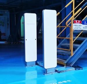 Коммерческий <span class=keywords><strong>UHF</strong></span> <span class=keywords><strong>RFID</strong></span>-детектор для контроля доступа с защитой от влаги (IP-класс), идентификацией нескольких меток и учетом посещаемости конференций - Product Image 6