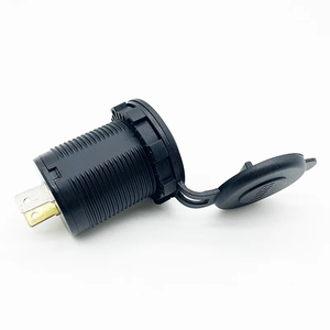 Enchufe de cargador de coche de grado marino 12V 24V PD QC3.0 cargador rápido impermeable puertos <span class=keywords><strong>USB</strong></span> duales para teléfonos tabletas - Product Image 5