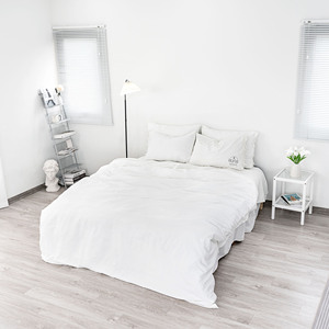 White 100% Cotton Pre-Washed Fitted Sheet Soft Breathable For All-Season High Quality Custom Application Size - Product Image 1