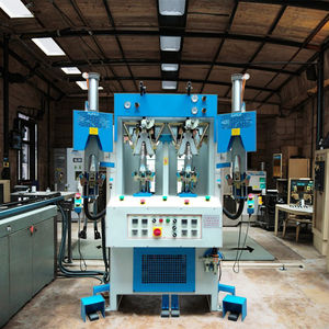 Talon KZ-562 formant avec essuie-glace deux froid deux compteur chaud Machine de moulage pour chaussures à coudre <span class=keywords><strong>prix</strong></span> d'usine composant de moteur de noyau - Product Image 5