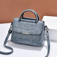 Sac à main bandoulière pour femme, design minimaliste, étanche, poli, de luxe discret, prêt à être expédié en 2026